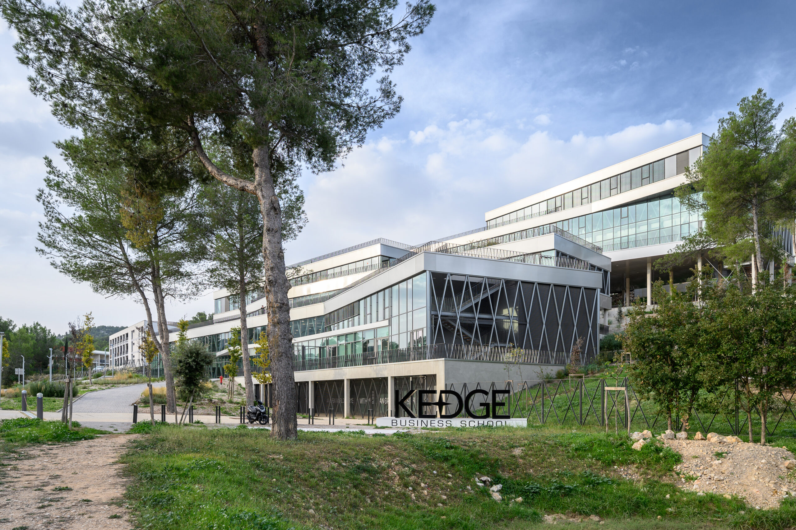 Les programmes post-bac de KEDGE forment à l&rsquo;international !